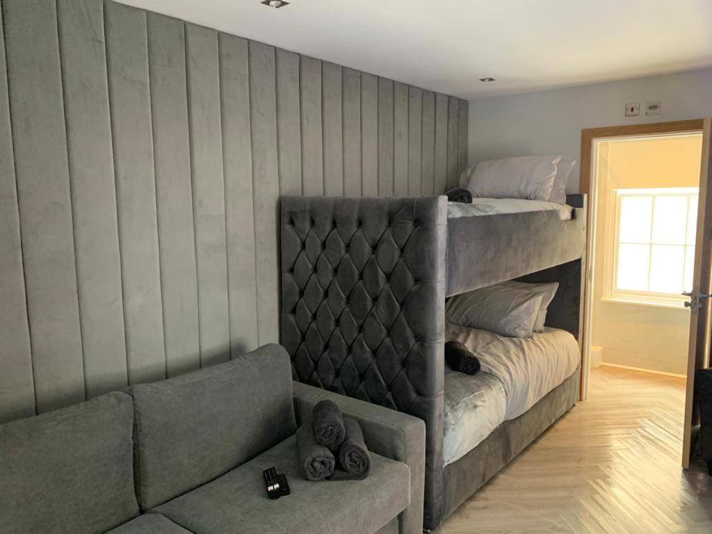 Belvedere - 83 Mount Pleasant *